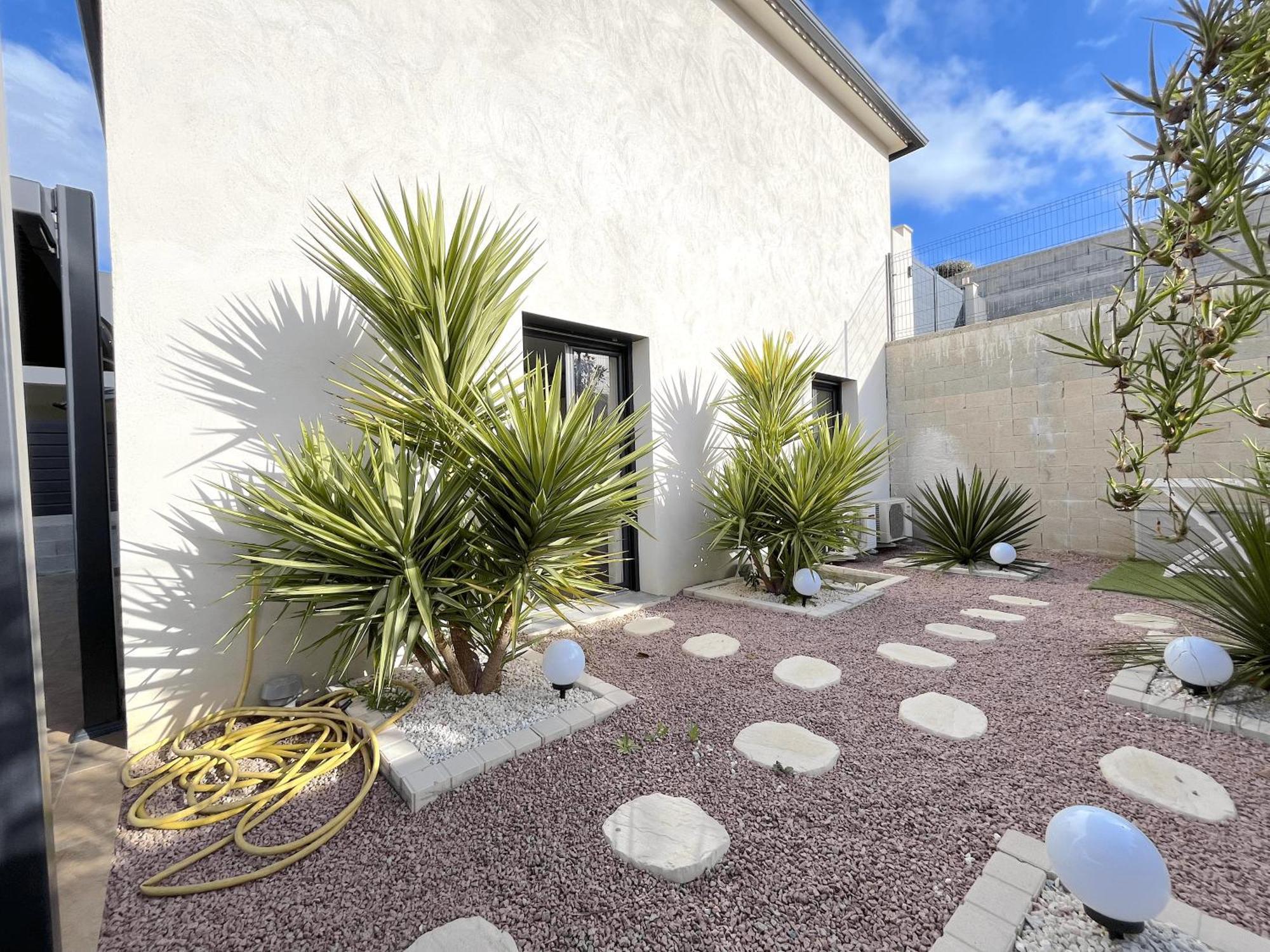 Ferienhaus Maison A Confort- Proche Et Aeroport- Exterieur Privatif Avec Barbecue Ajaccio (Corsica)
